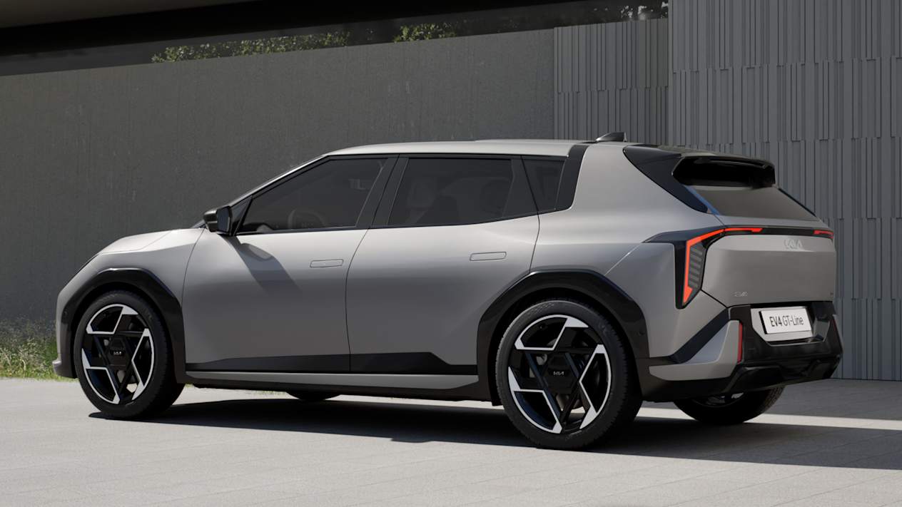 Kia EV4 5 Portes GT-Line 2025 : trois quarts arrière gauche statique