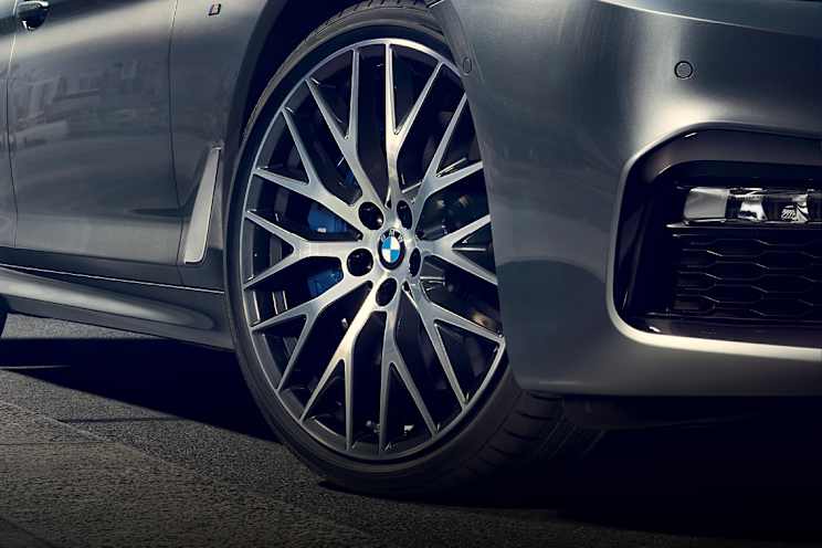 Bmw clearance accessories discount
