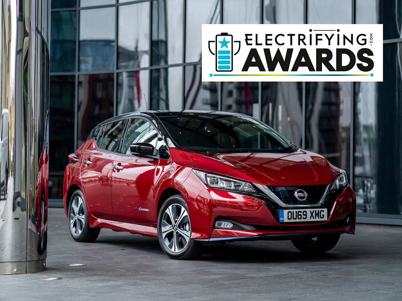 Nissan LEAF named ‘Best Used Electric Car’ in Electrifying.com Awards 2021