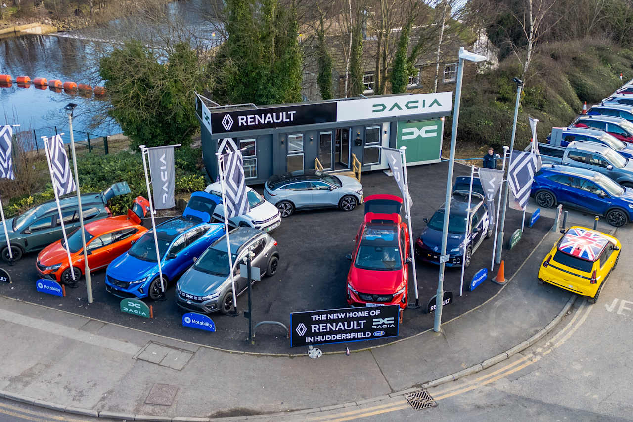 Cars2 Dacia Huddersfield