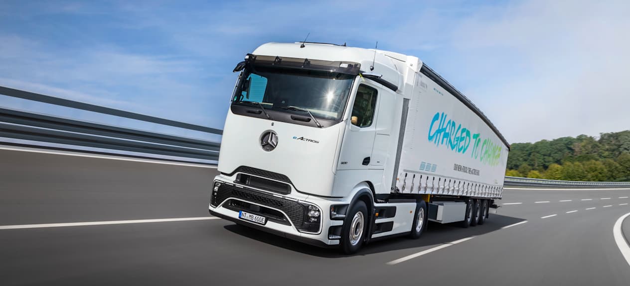 Mercedes eActros 660 avec remorque