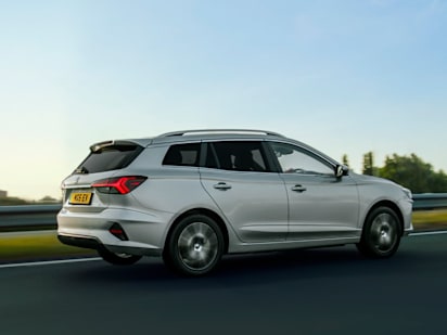 New mg5 ev deals