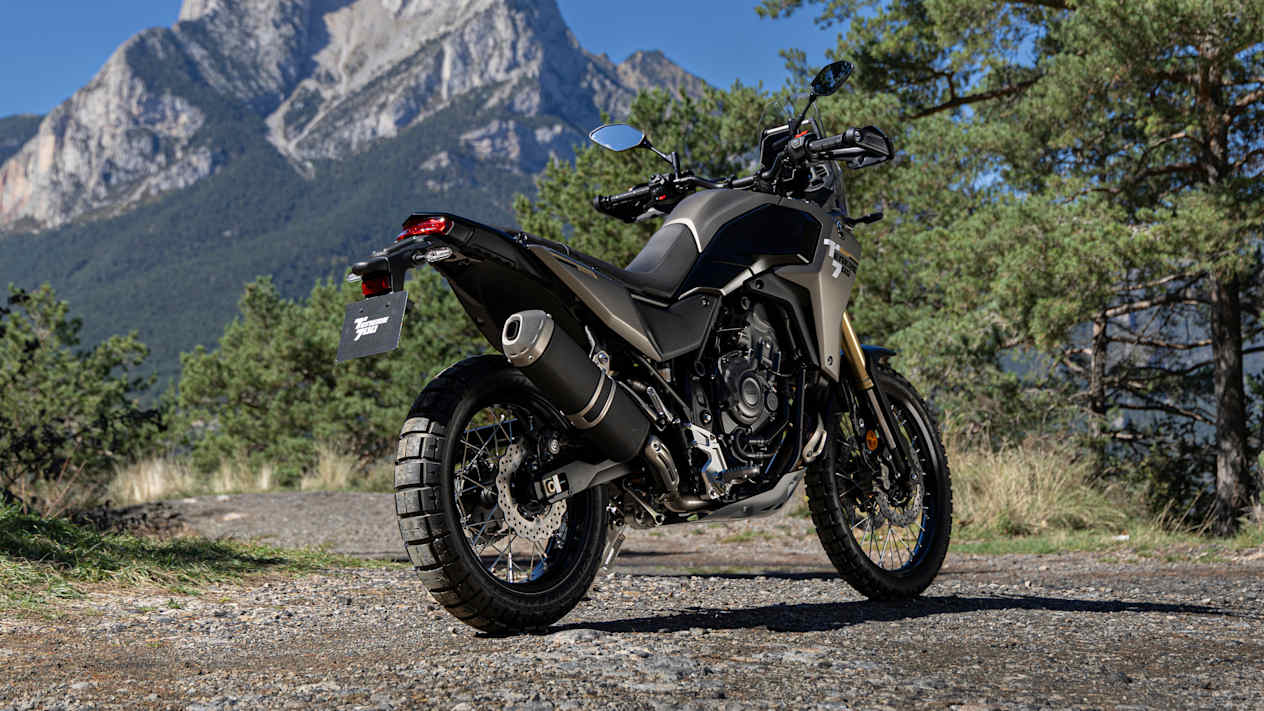Yamaha Tenere 700 2025 : Frozen Titanium