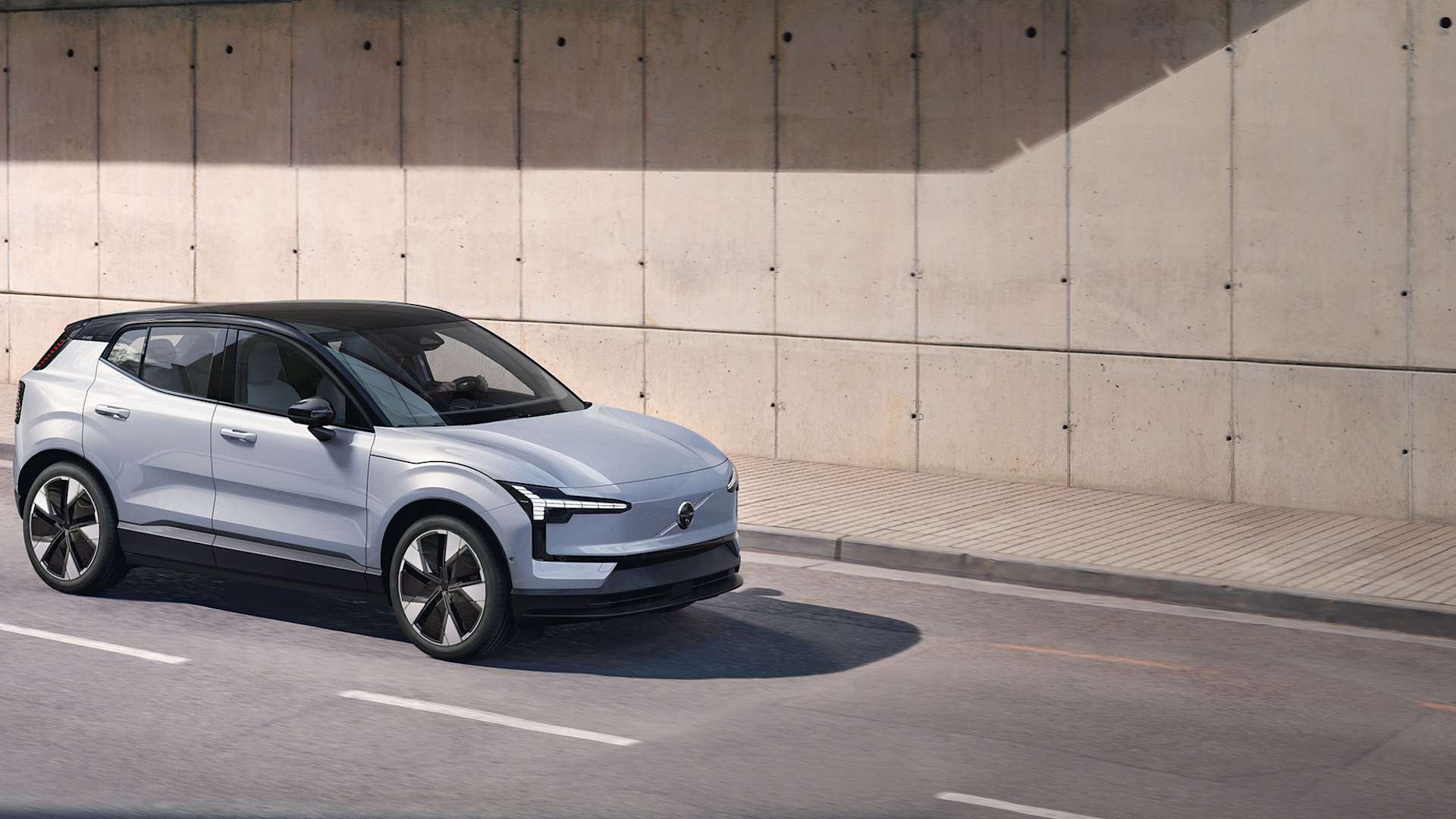 Fully electric Volvo EX30