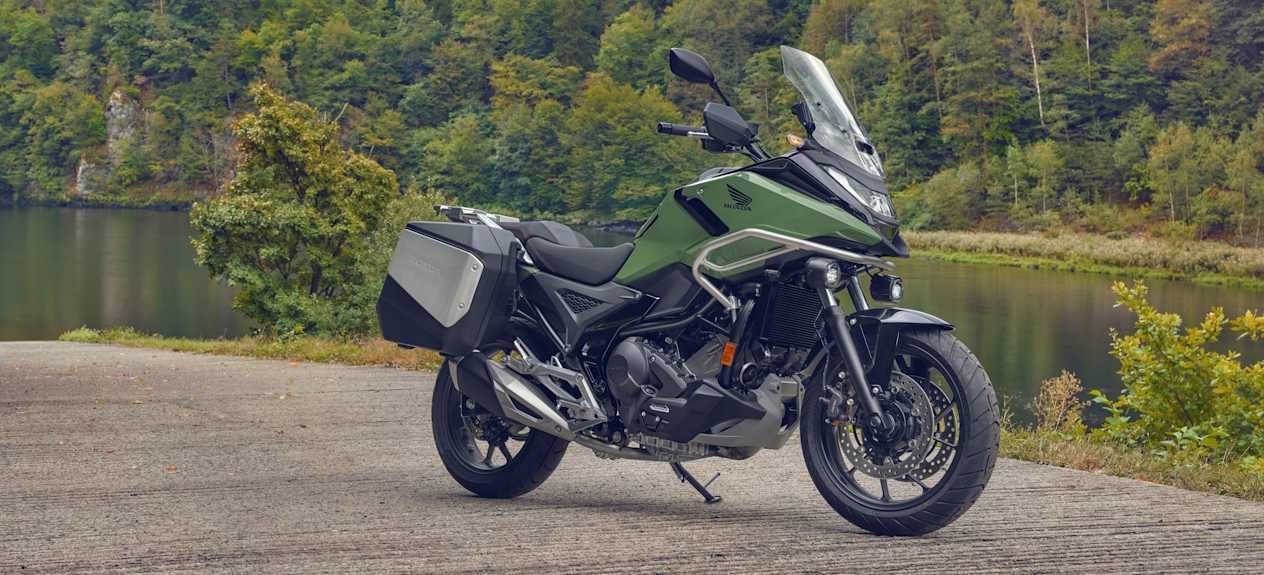 Honda NC750X 2025 : 3/4 avant
