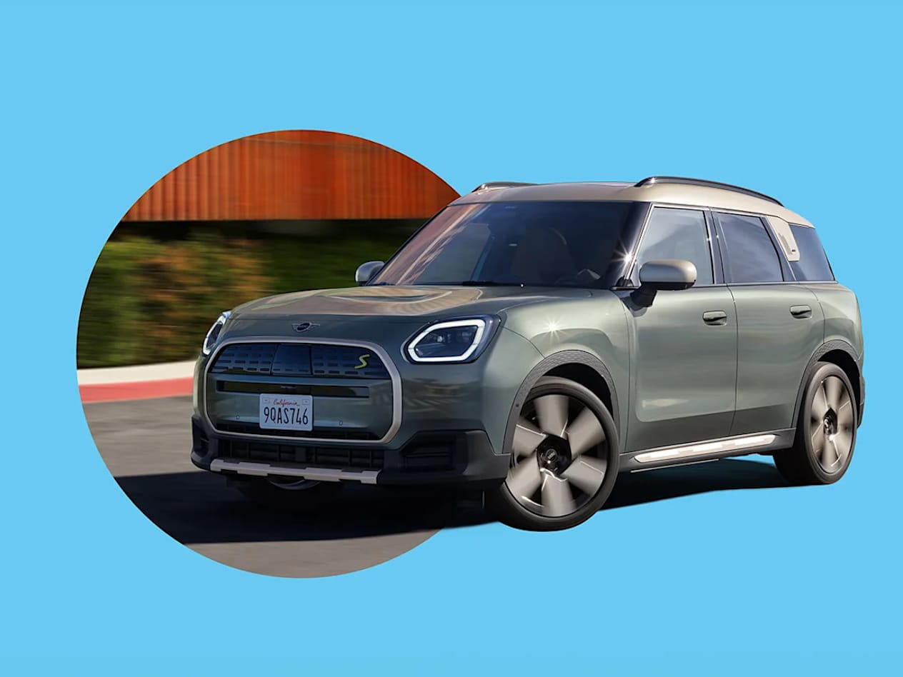 THE ALL-ELECTRIC MINI COUNTRYMAN.