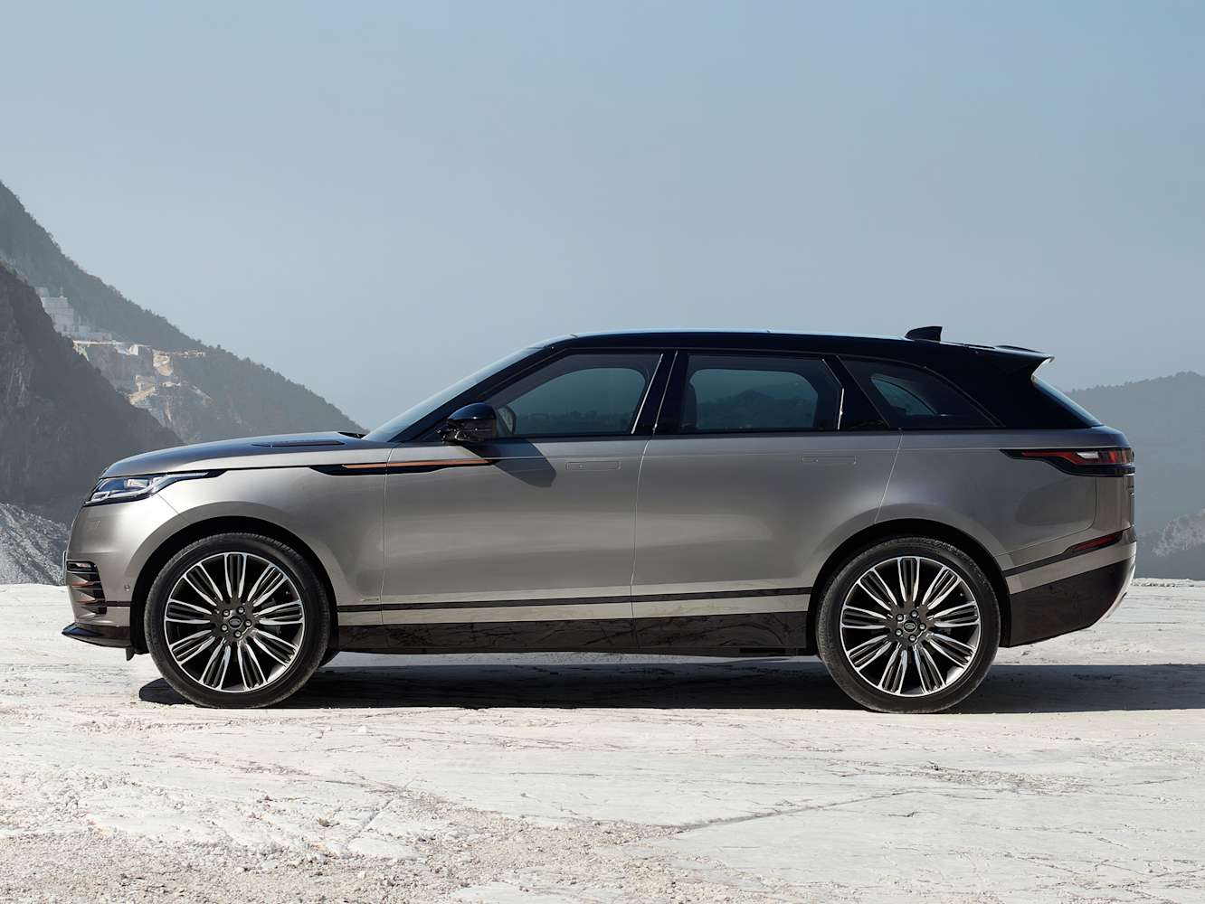 RANGE ROVER VELAR