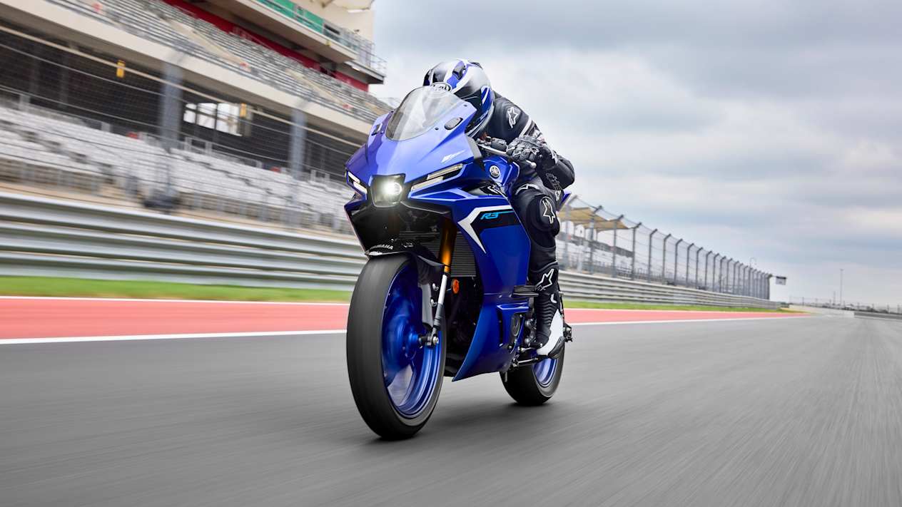 Yamaha R3 2025 : face avant
