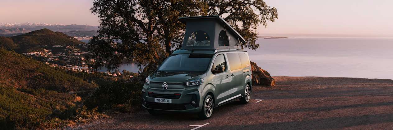 Citroën Holidays : parking bord de mer