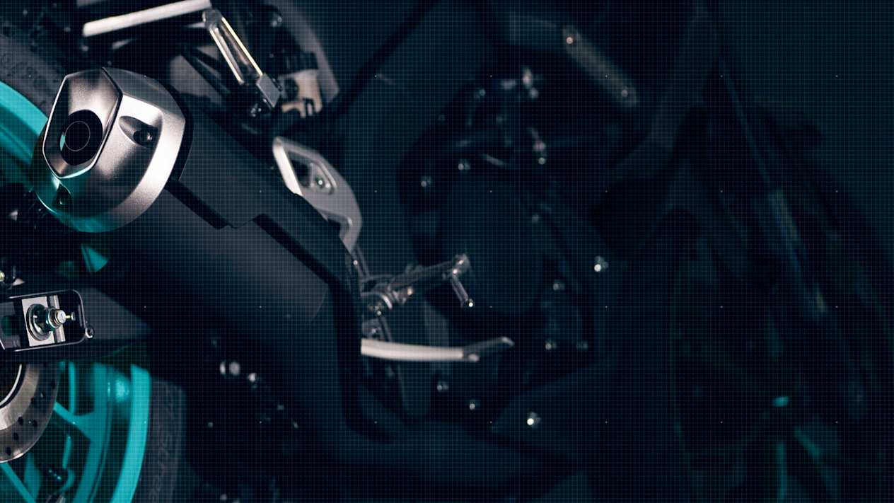 Yamaha MT-125 2023 Cyan Storm : pot d'échappement et roue arrière
