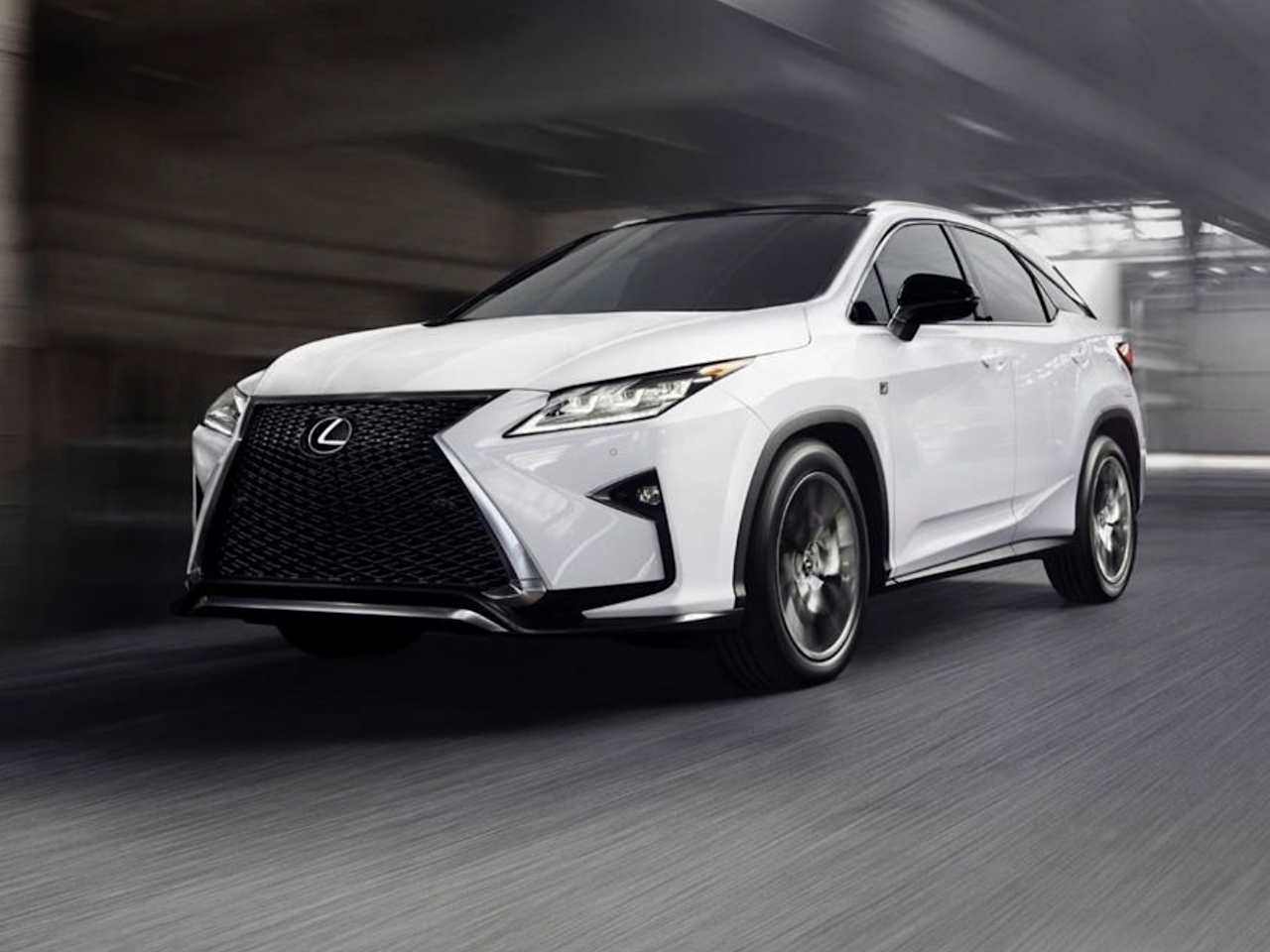 Lexus are giving the RX 450h Luxury Crossover a new sporty styling