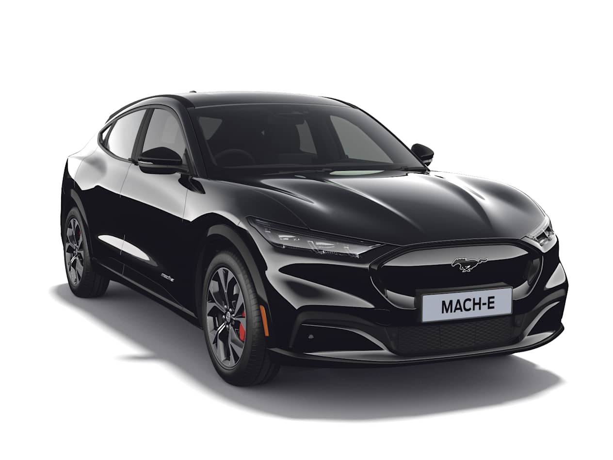 Image of a Mach-E AWD Absolute Black