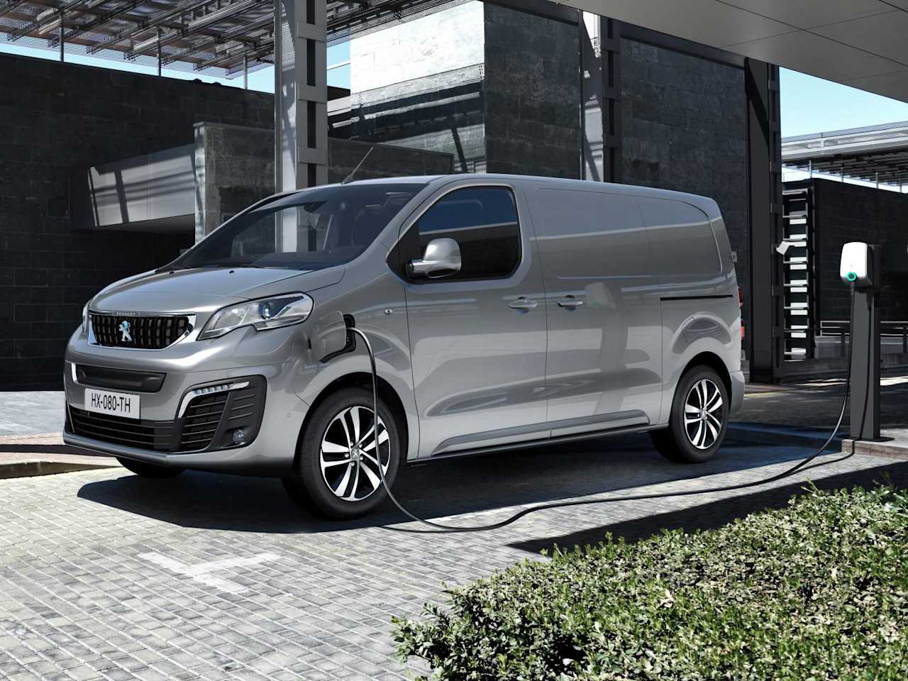 All-New Peugeot e-Expert: the expert in electric