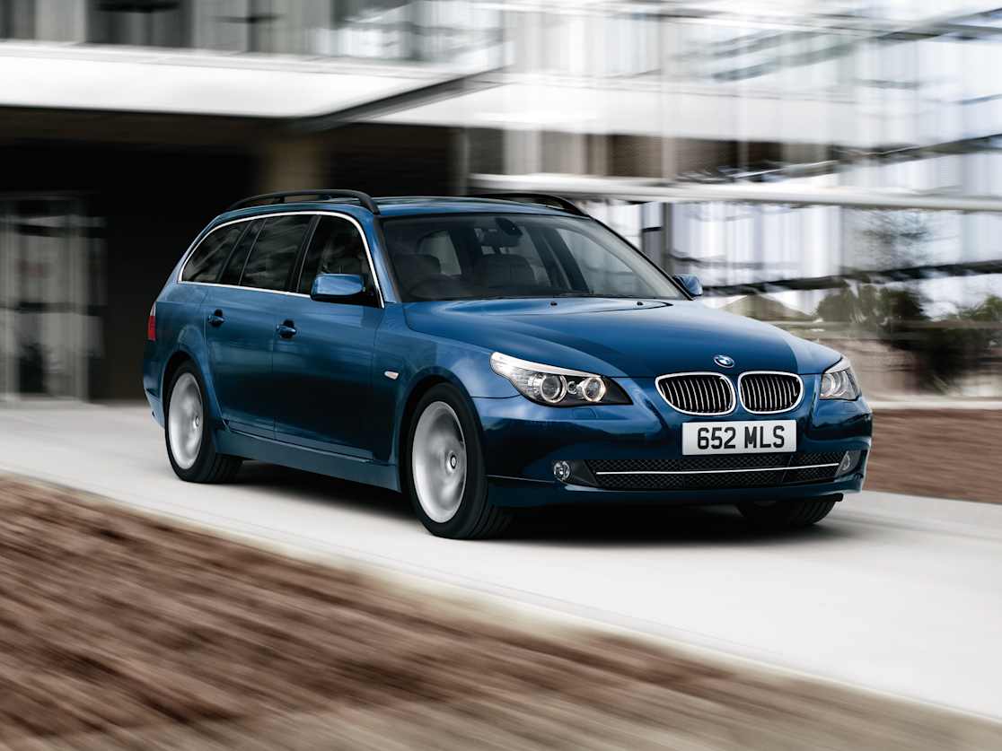 BMW 5 Series: Selecting the sorting order of the names BMW 5 Series: Selecting the sorting order of the names
