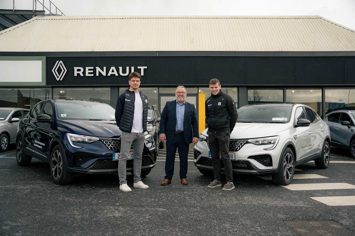 Galway Senior GAA Footballers Collect Their Renault Arkanas Windsor Motors