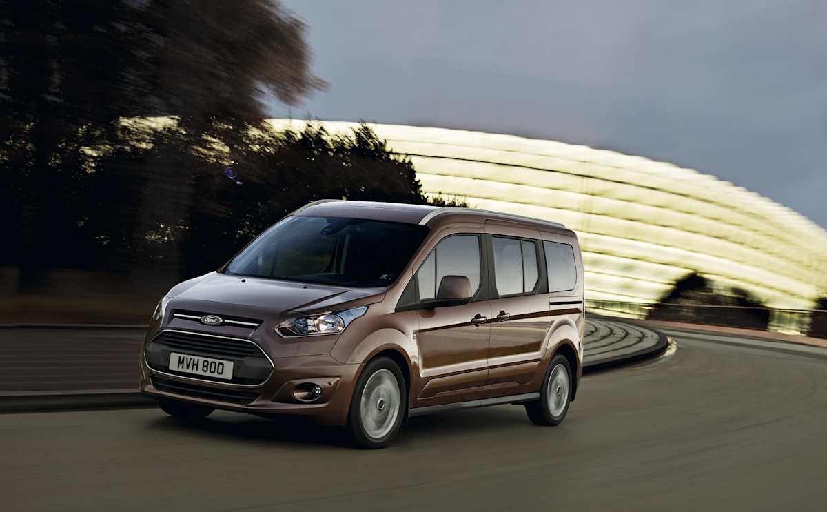 Минивэн ford tourneo