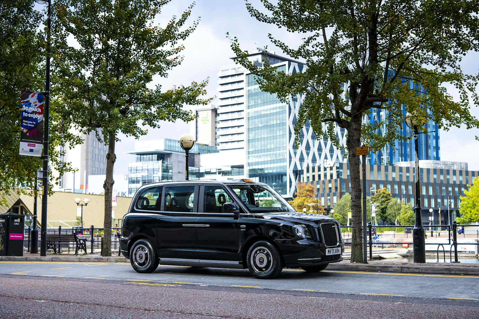 LEVC BACKS GREATER MANCHESTER’S CLEAN TAXI PLANS WITH UP TO £2M CONTRIBUTION