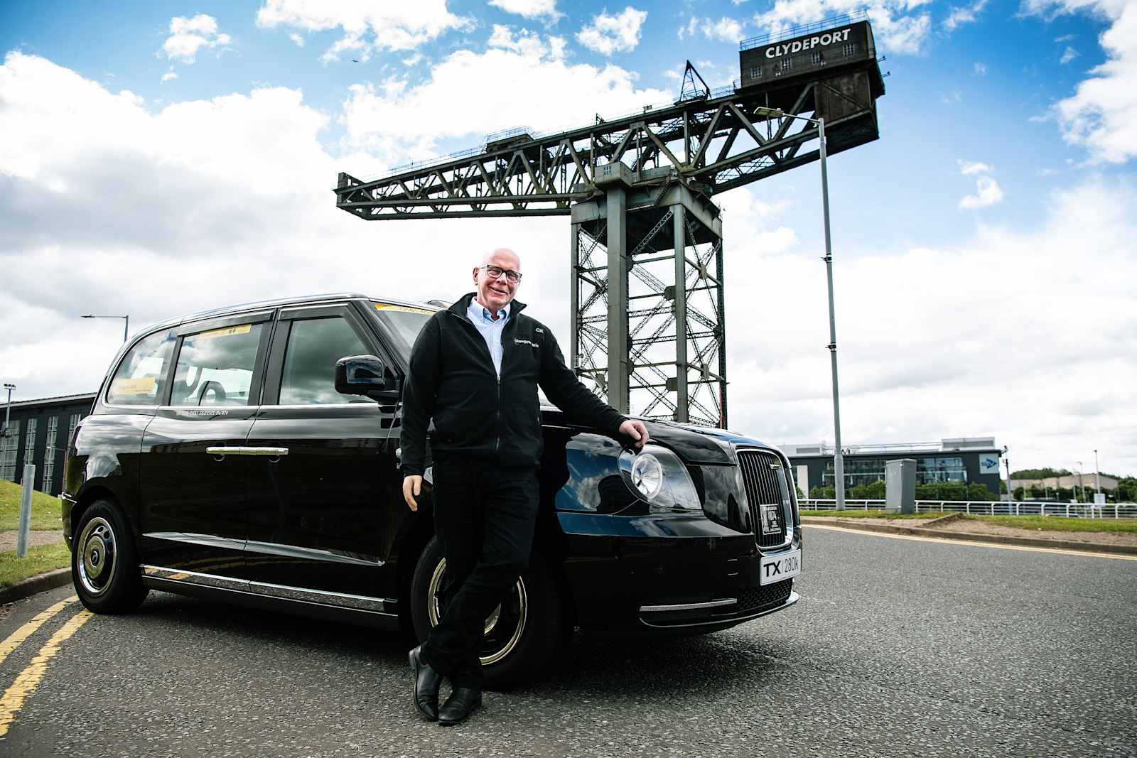 TAXI DRIVER ‘OVER THE MOON’ AS HE REACHES 280,000-MILES IN HIS LEVC TX
