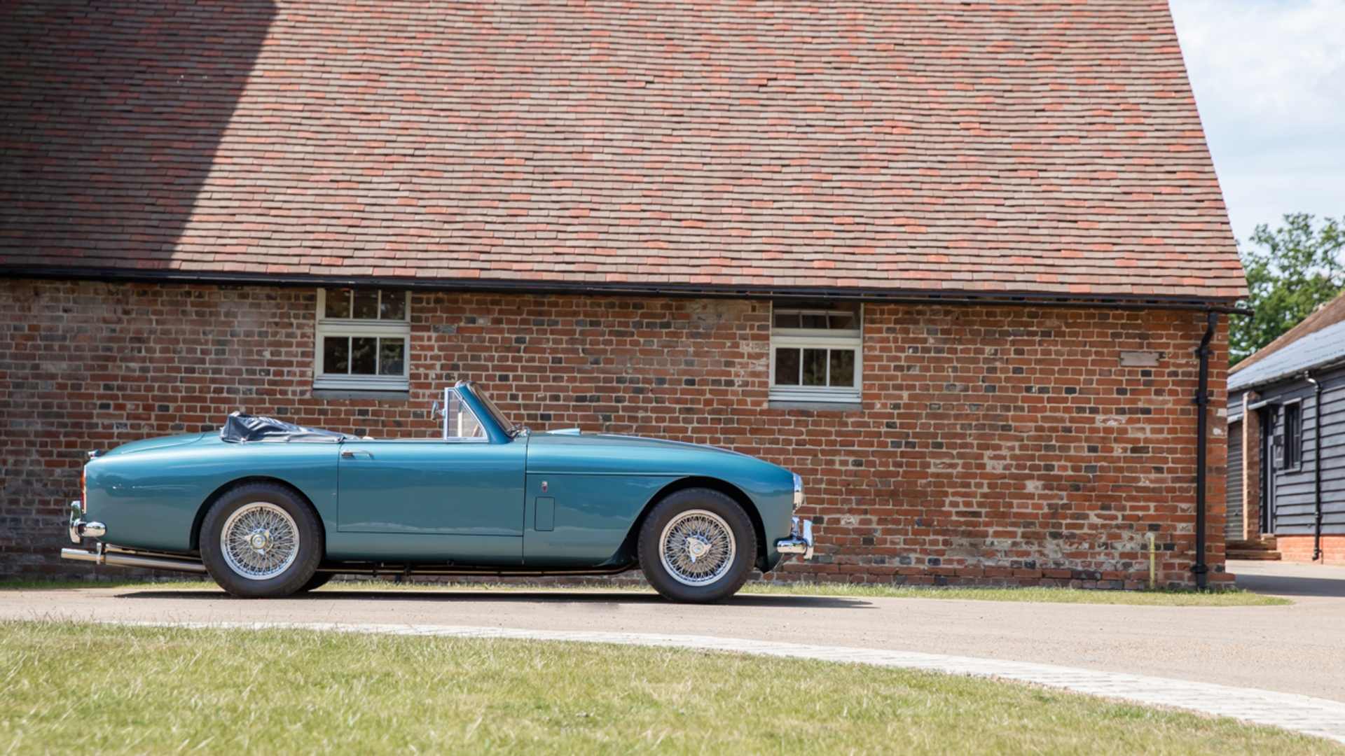 Over 60,000 OEM Aston Martin Parts available 