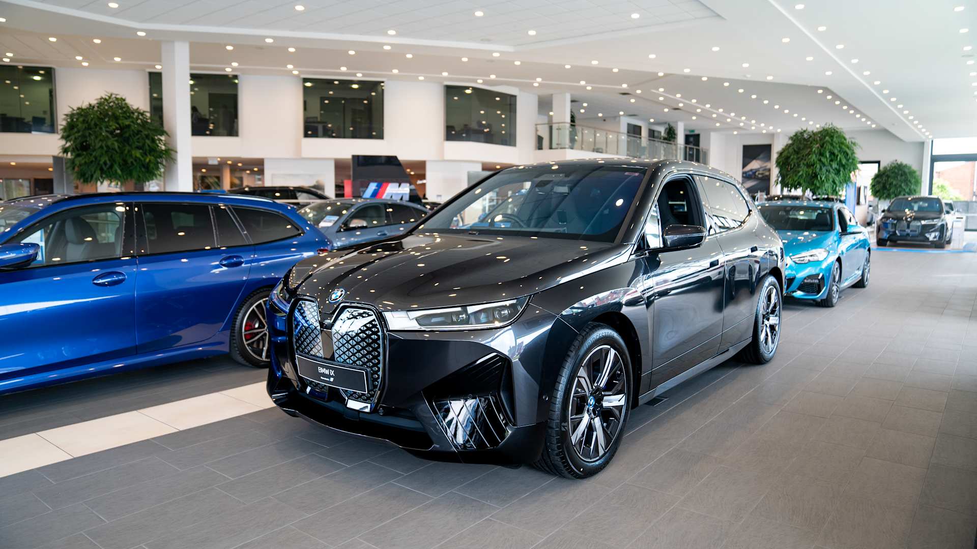 BMW Dealer | Wakefield & Huddersfield, West Yorkshire | Sandal Motor ...