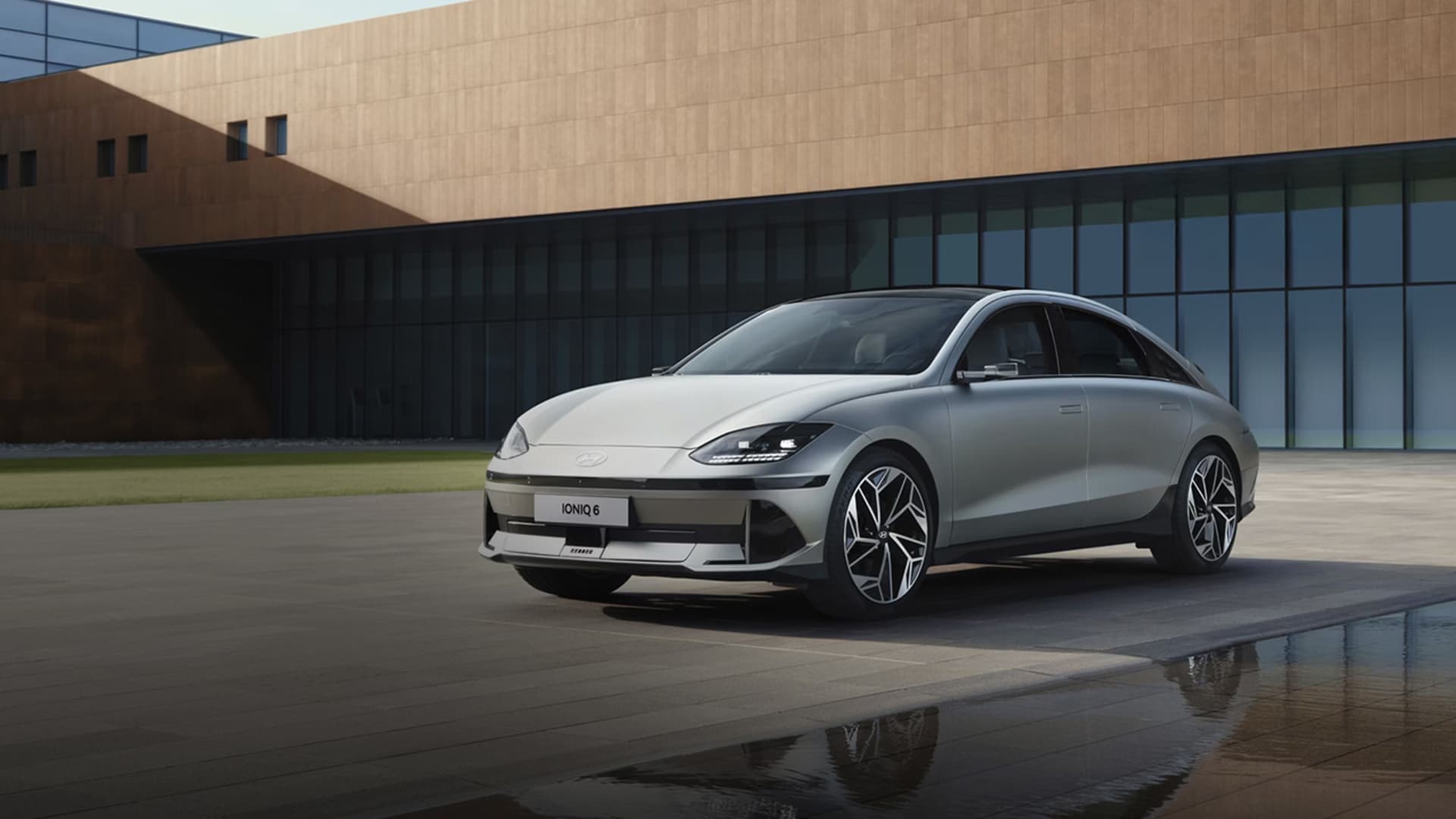 IONIQ 6