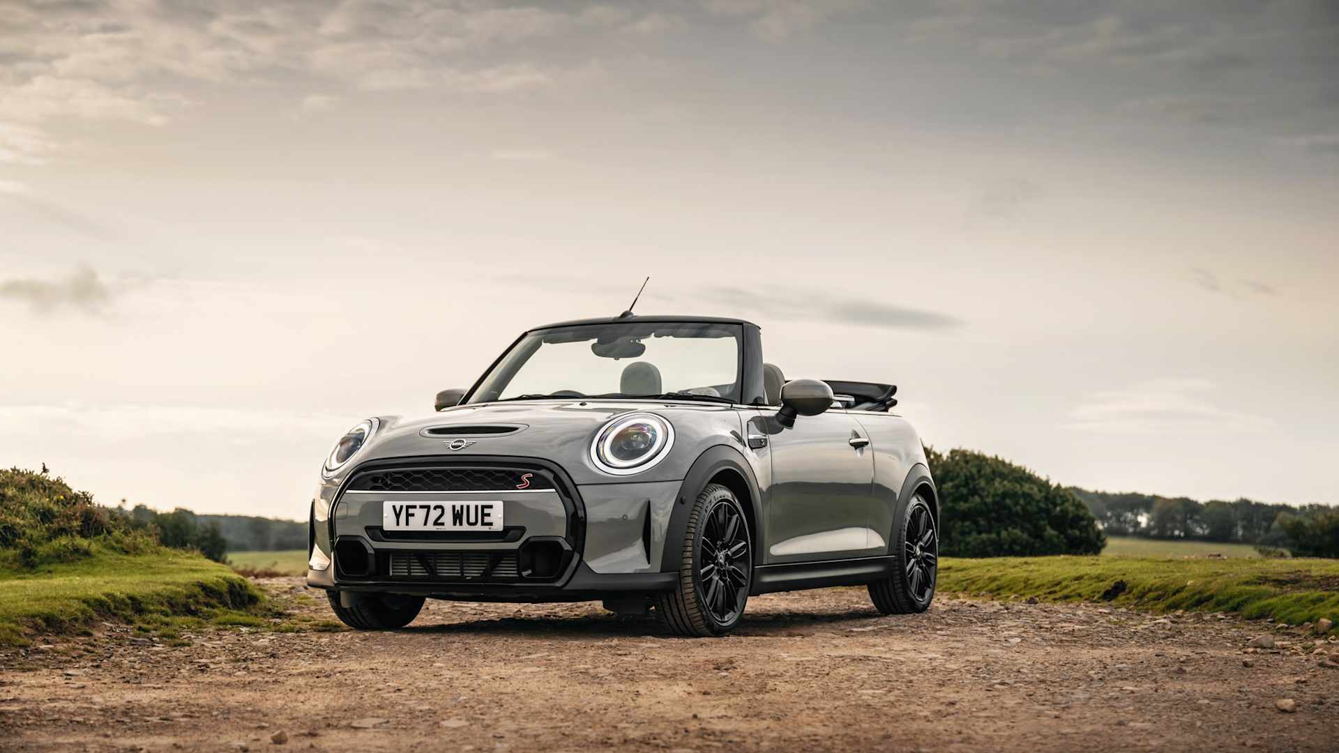 £500 DEPOSIT CONTRIBUTION.