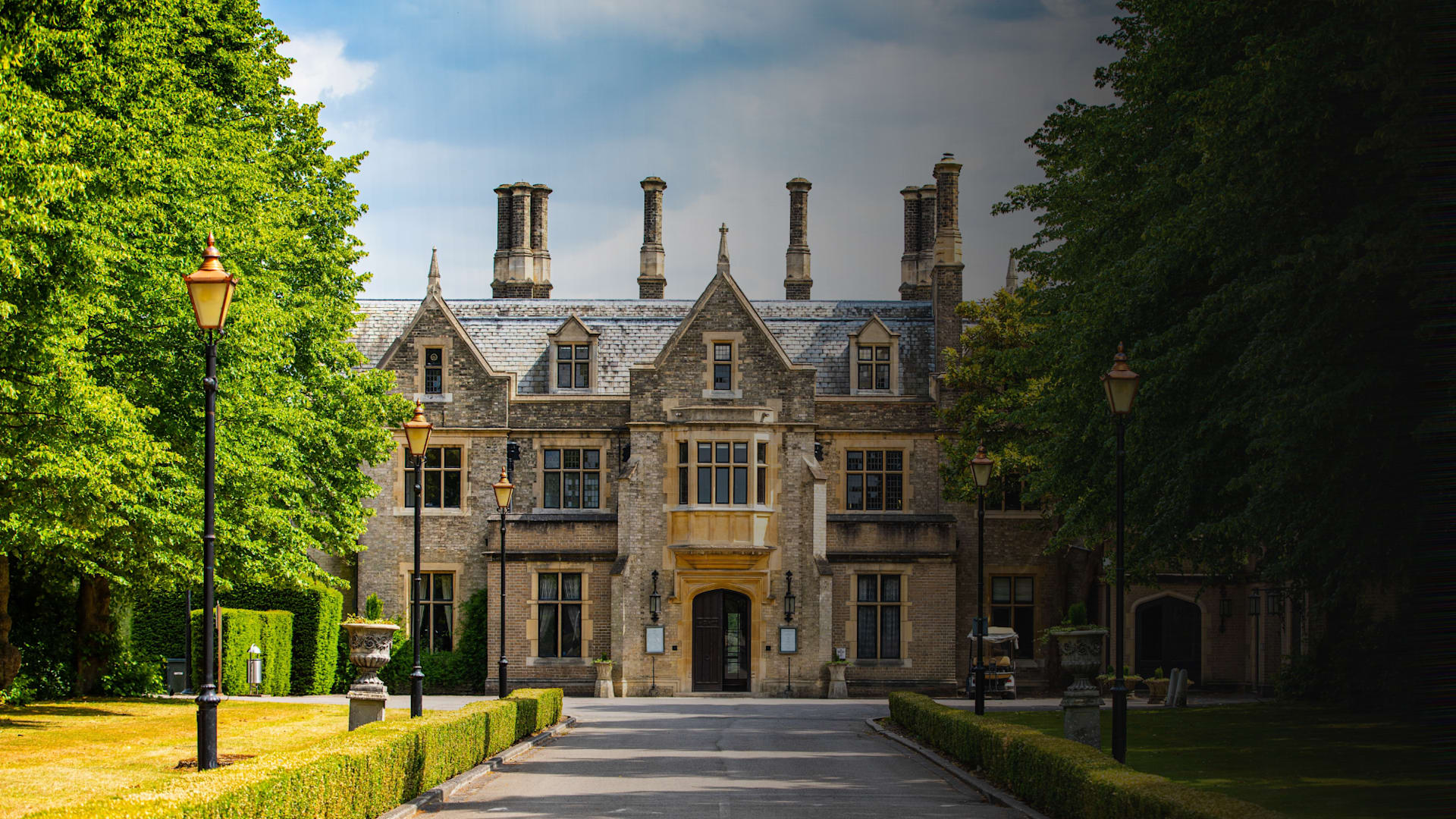 Foxhills Country Club, Chertsey