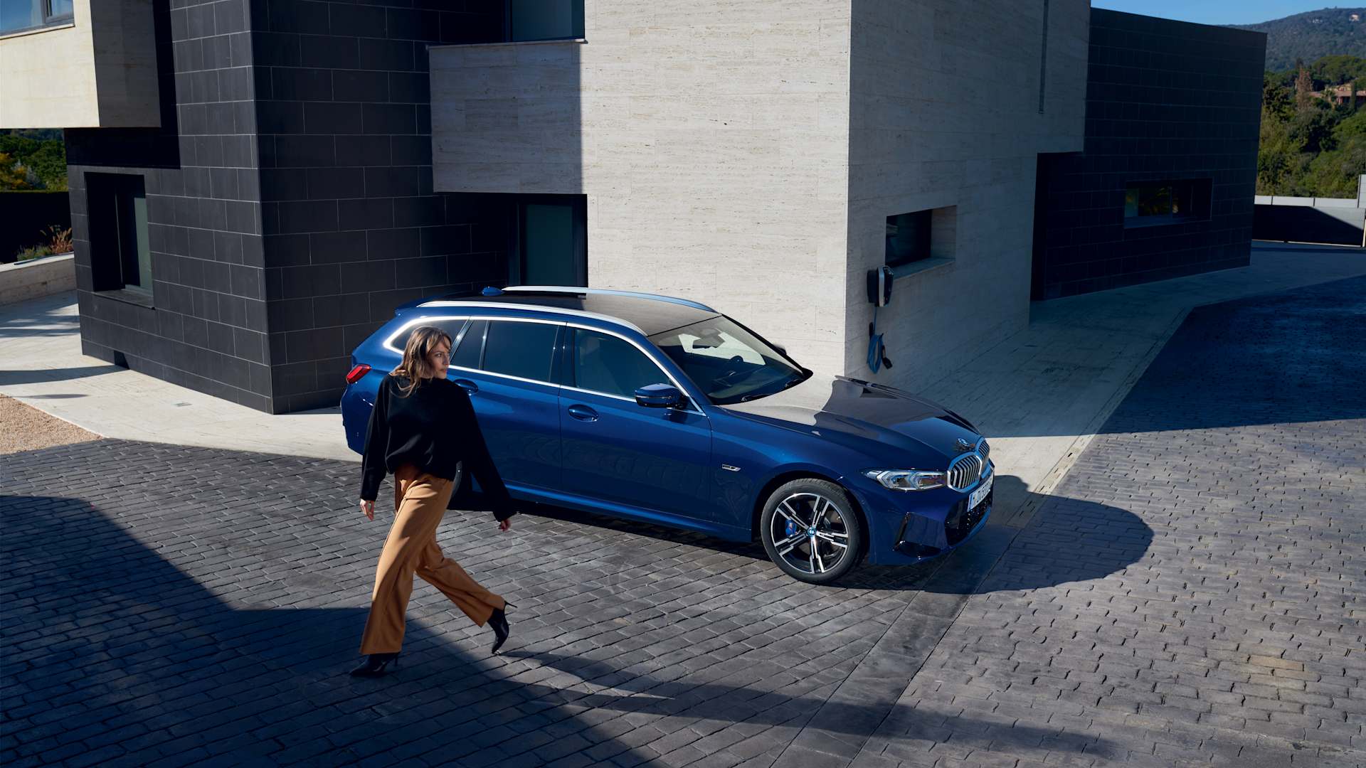 THINKING OF SELLING YOUR CAR? WE ARE CURRENTLY LOOKING FOR QUALITY USED CARS AND CAN OFFER YOU A HASSLE-FREE PROCESS.