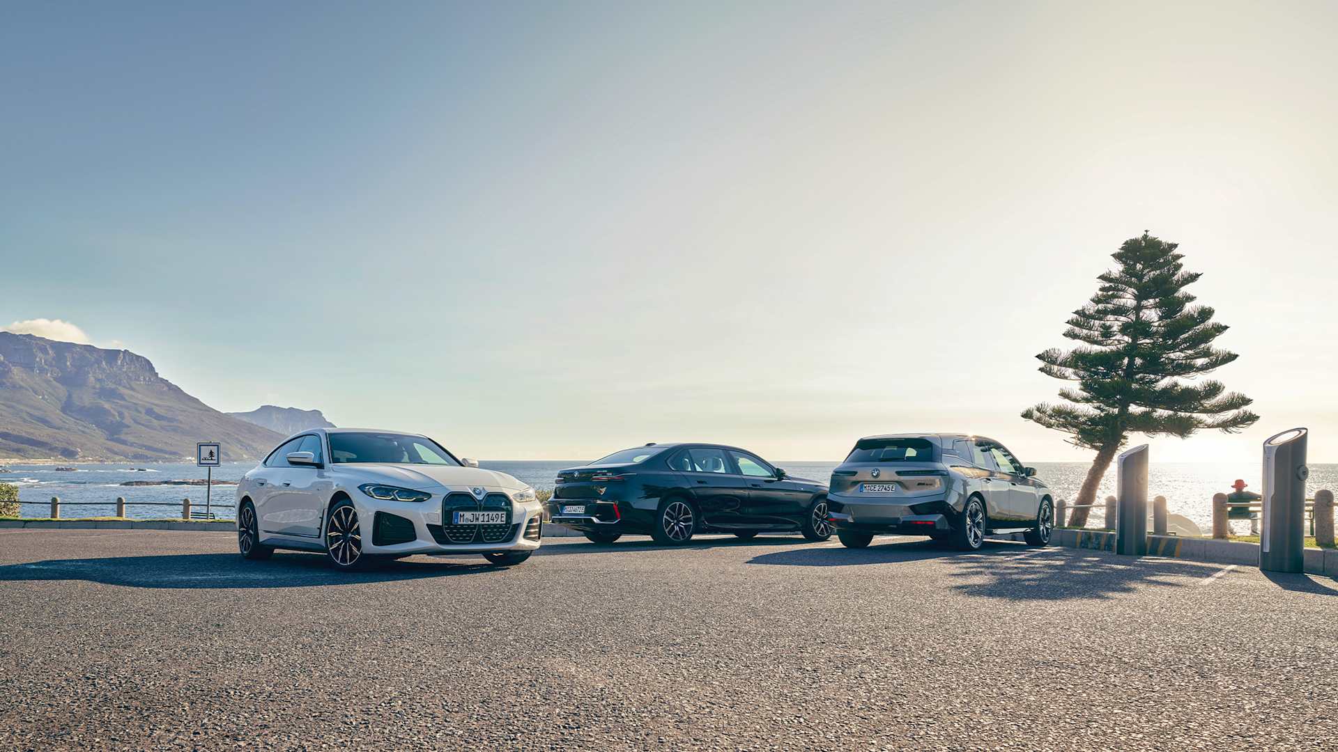 Banner promoting the Sandal BMW Electric Event, featuring BMW electric models and event dates 10–16 November 2025