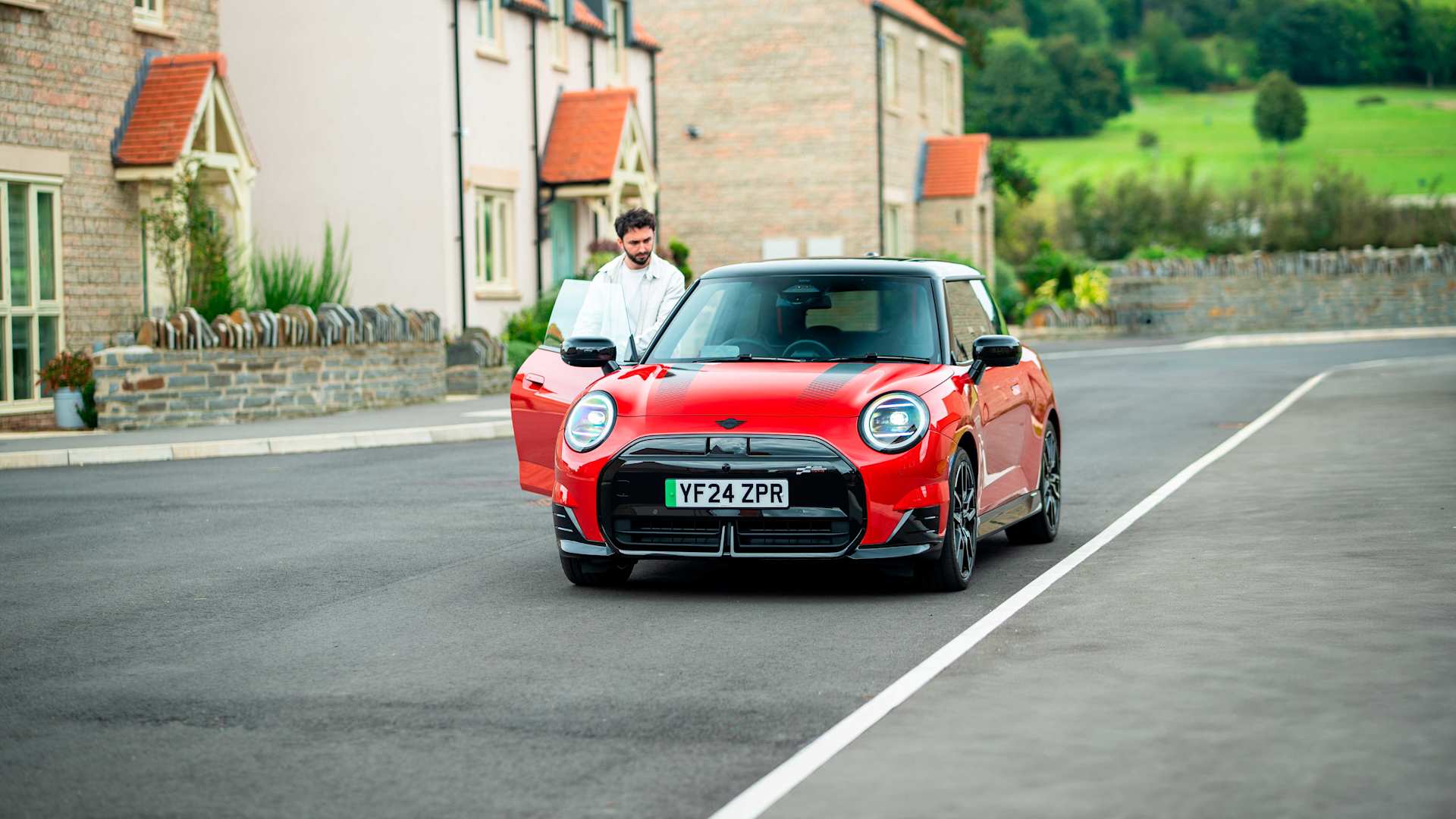 NEW MINI JCW FAMILY.