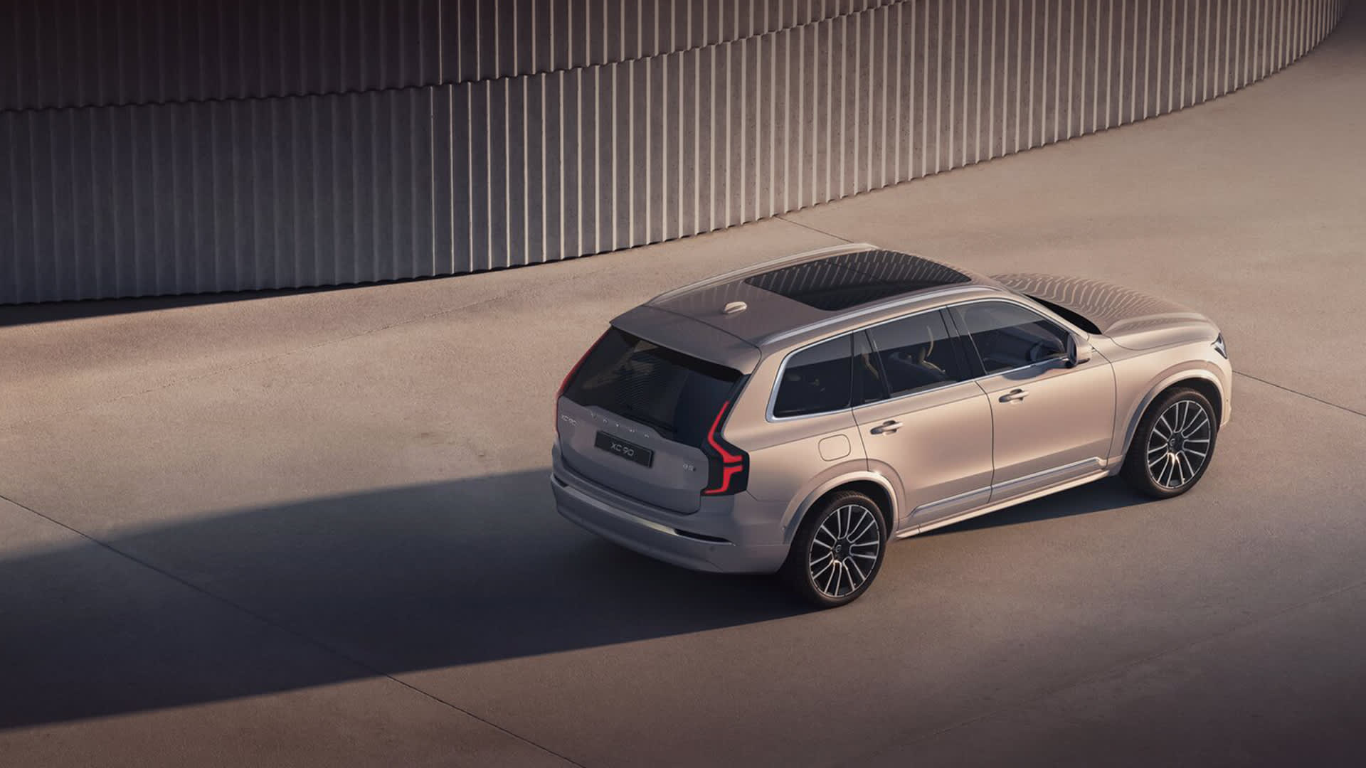 New Volvo XC90
