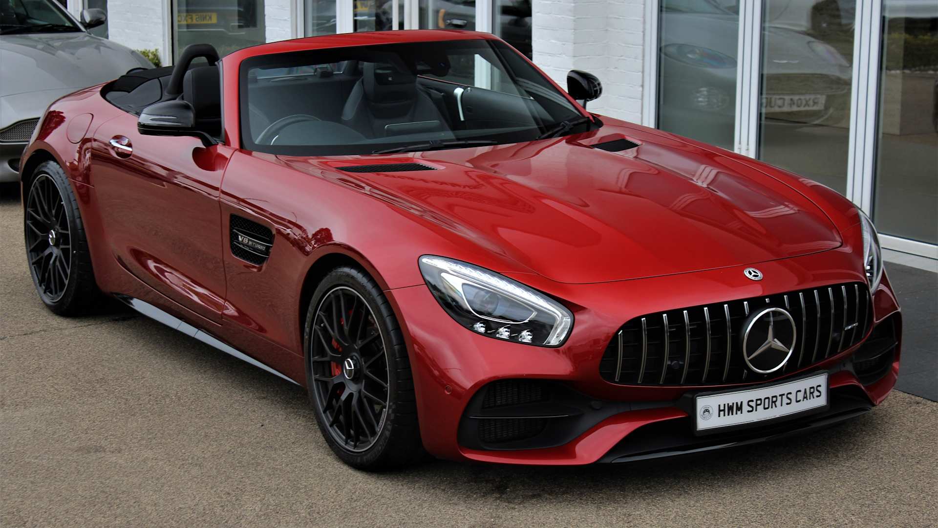 Car Dealer | Walton-on-Thames, Surrey | HWM