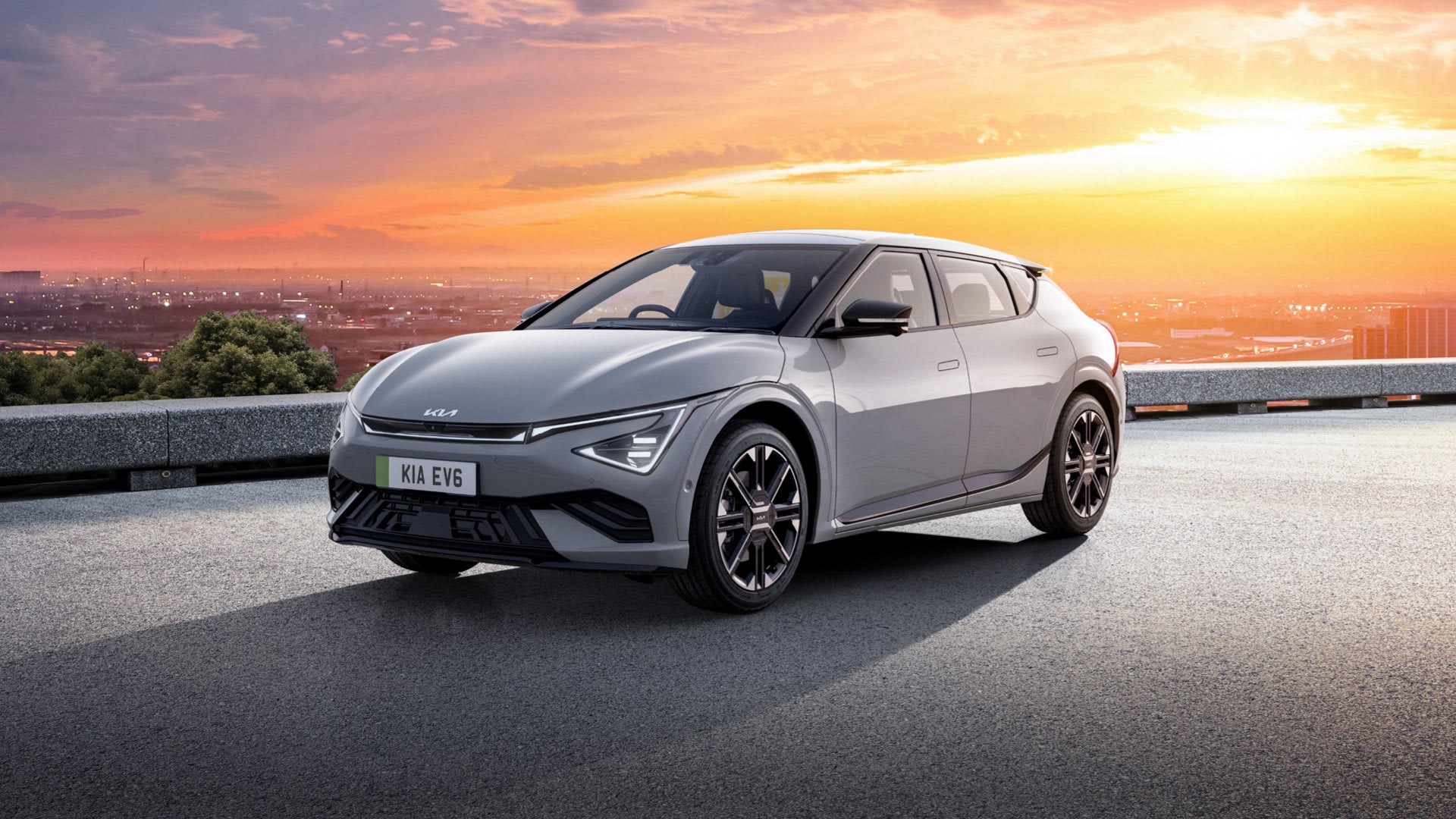 Discover your Kia EV.