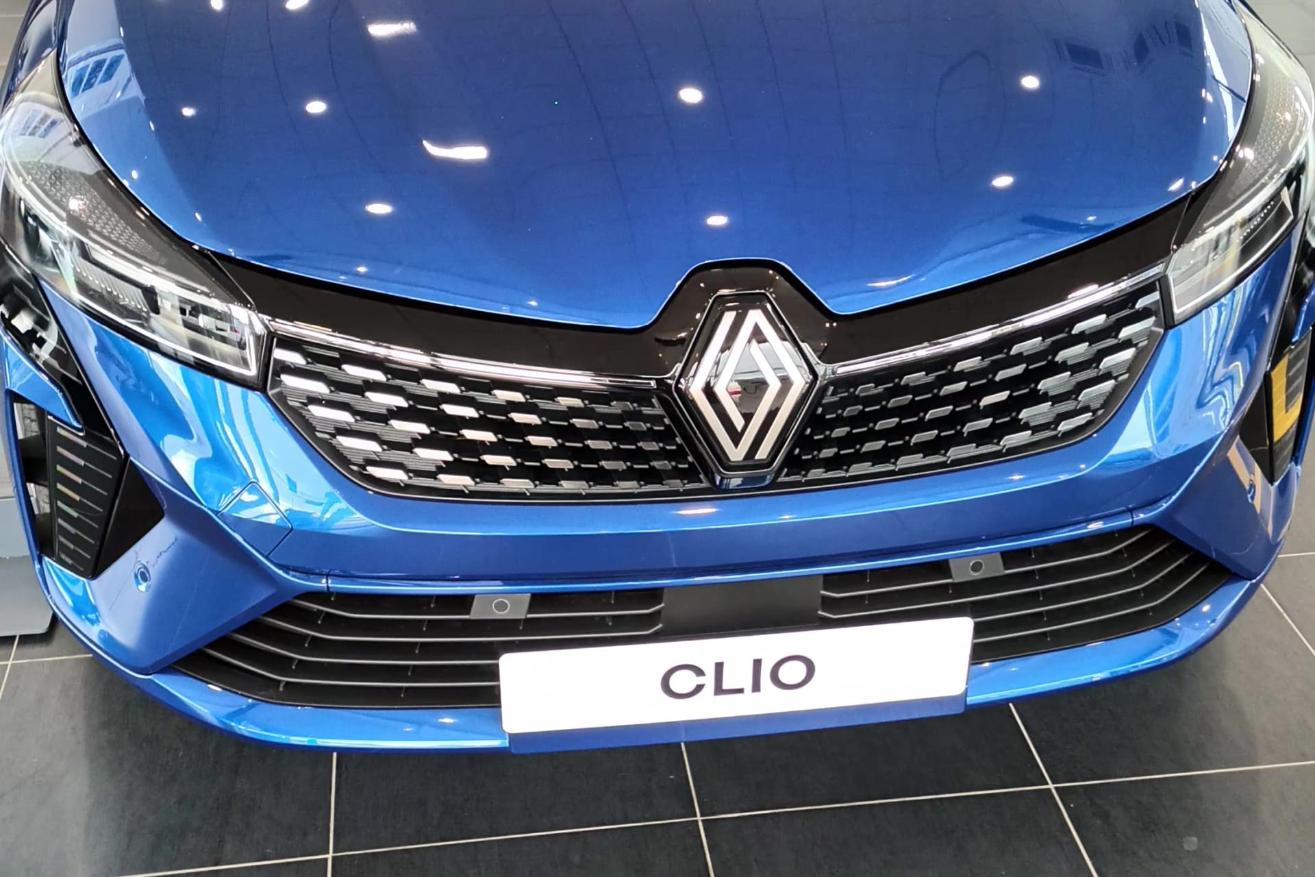 Renault Clio Techno - JCB Exclusive Offer!