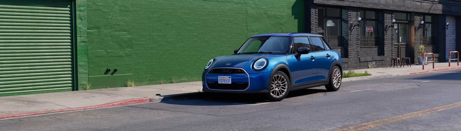 THE NEW MINI COOPER 5-DOOR.