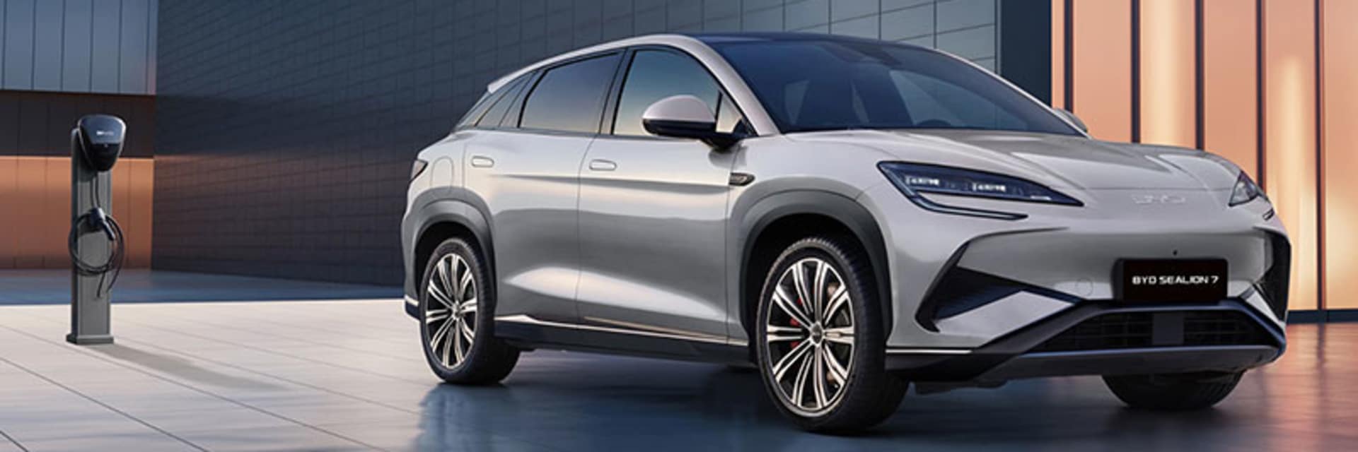 BYD SEALION 7