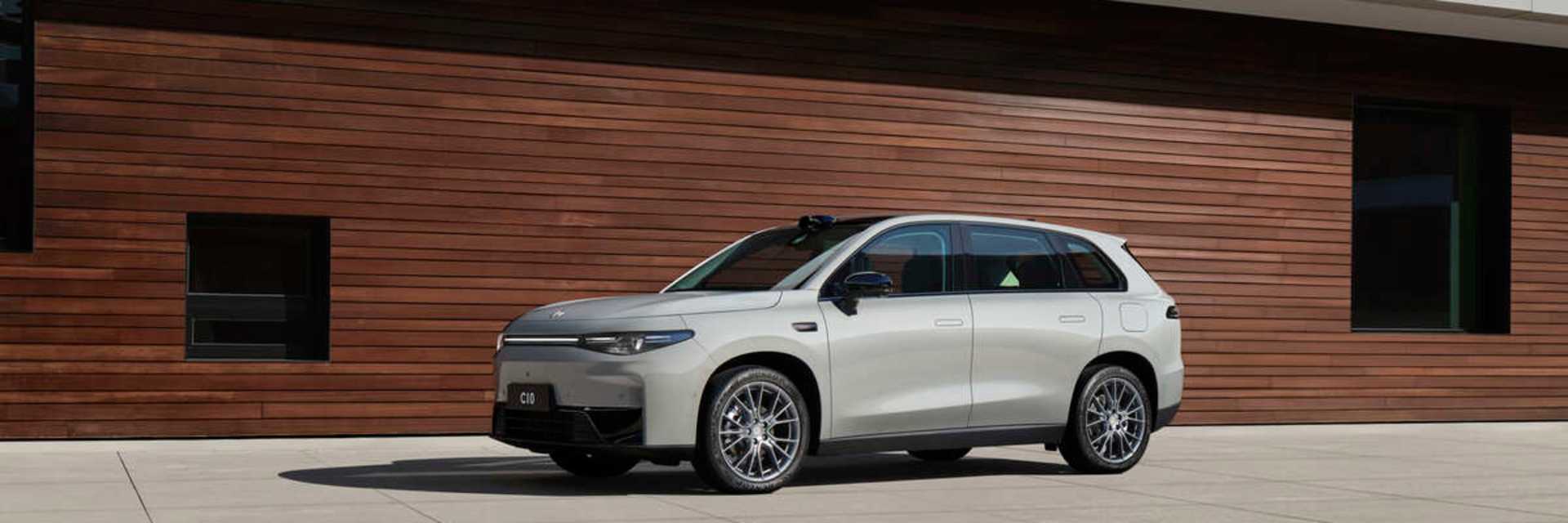All-Electric Leapmotor C10 SUV in Tundra Grey