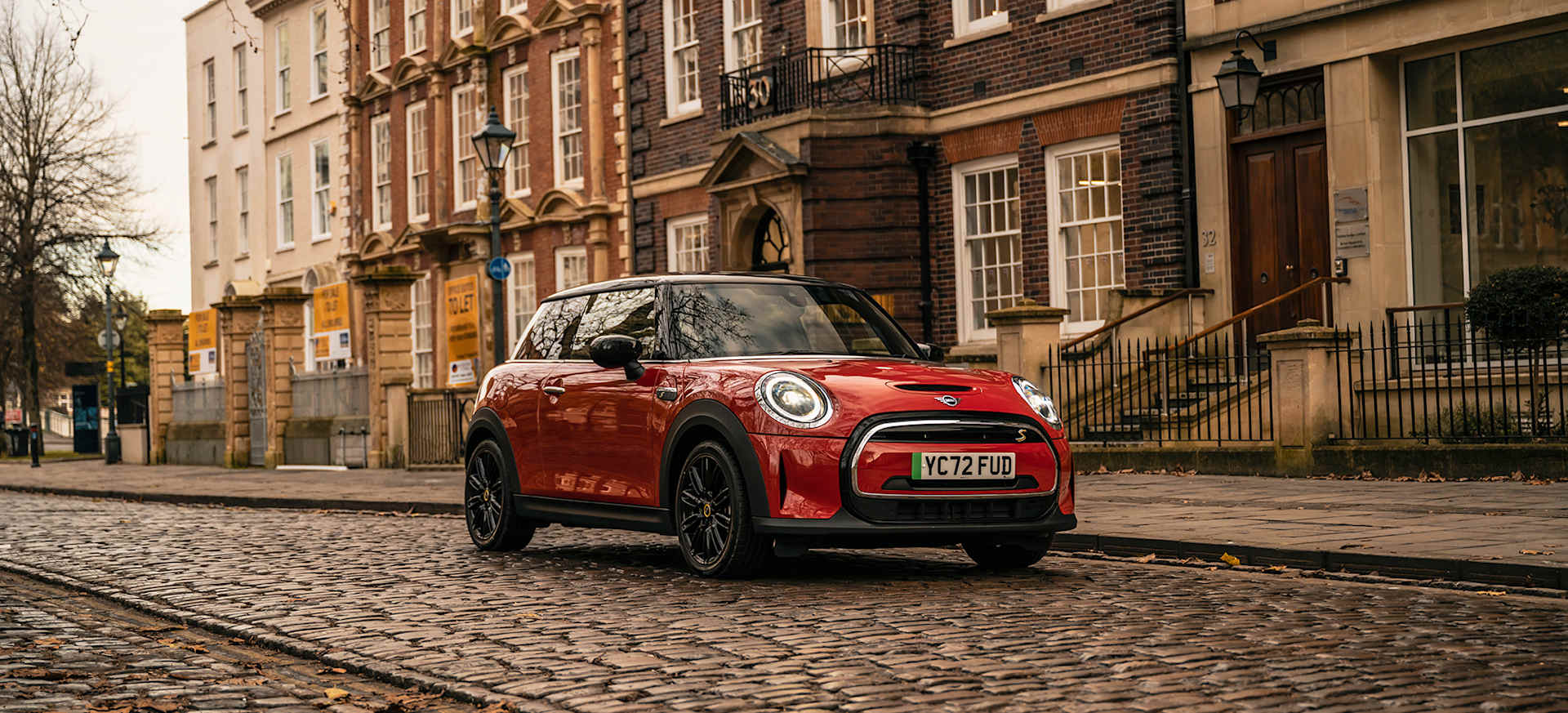 New and Used Car Dealer Guildford, Crawley & Redhill Vines Mini