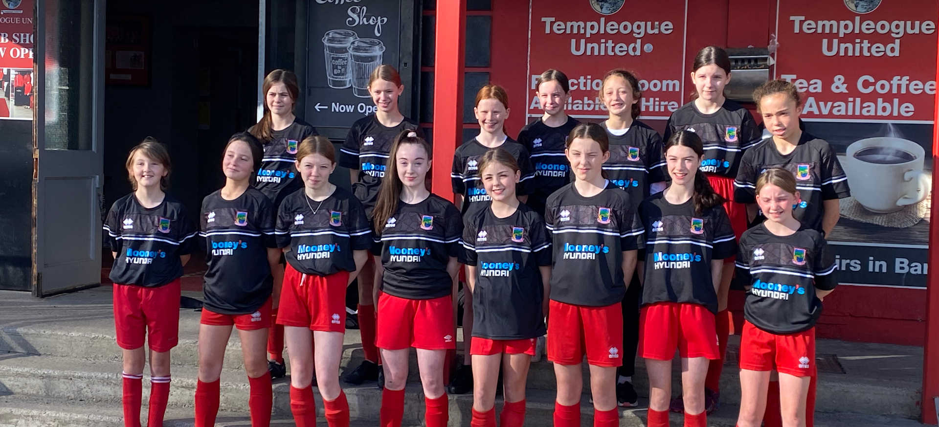 Mooney's Sponsor Templeogue United Girls Team