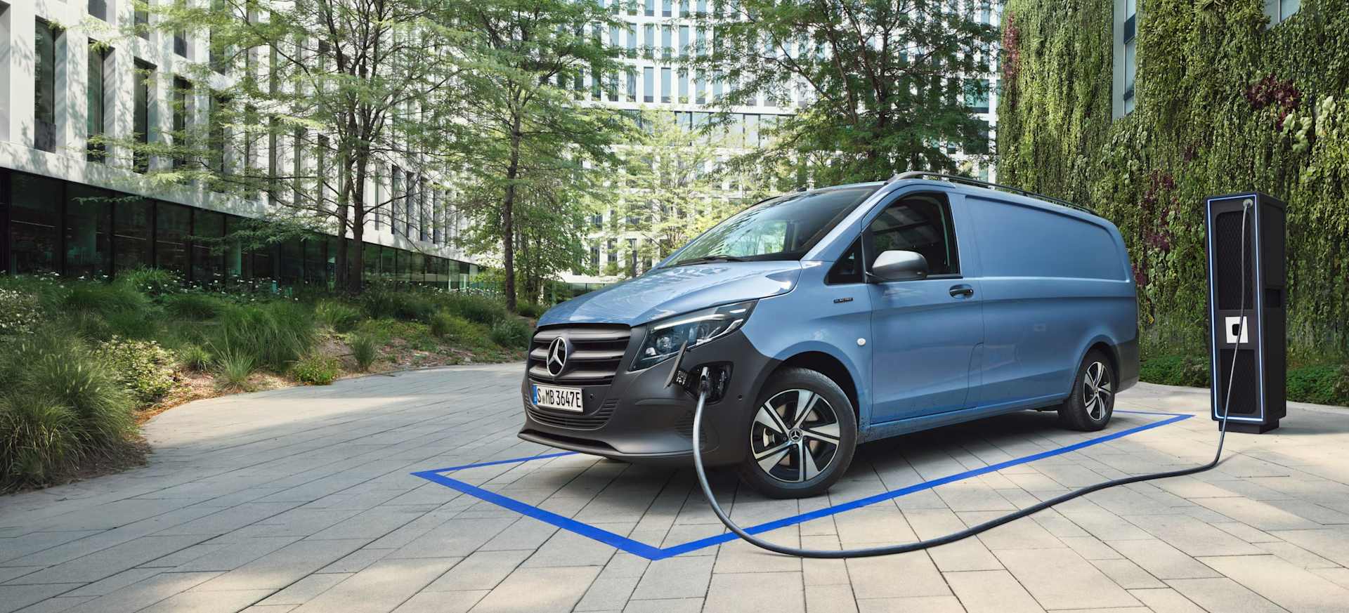 Mercedes-Benz eVito Panel Val L2 PRO 60kW Business Contract Hire Offer