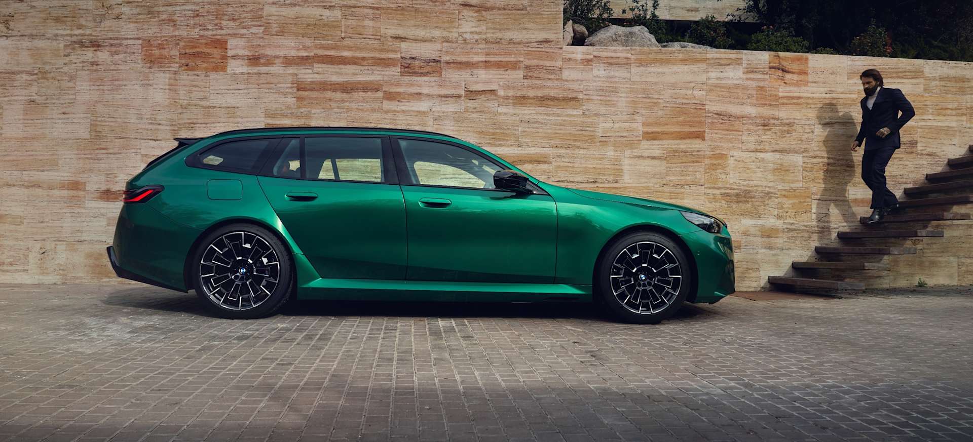 سيارة M5 Touring.