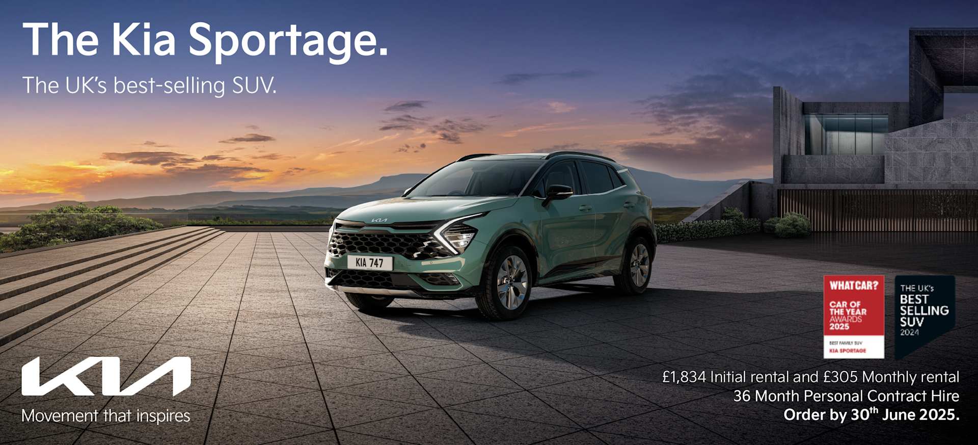 The Kia Sportage SUV parked on a drive at a modern contemporary home overlooking the mountains