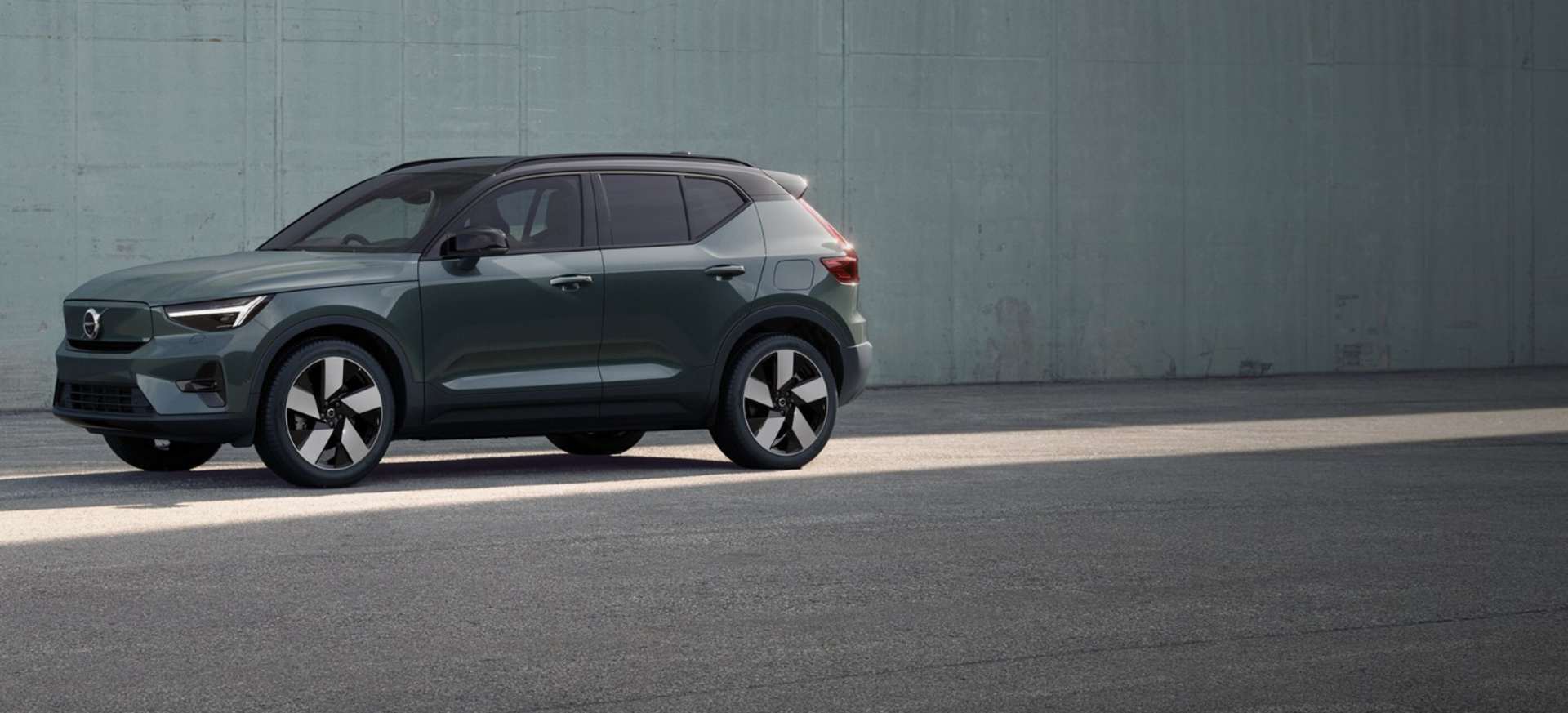 Volvo EX40 