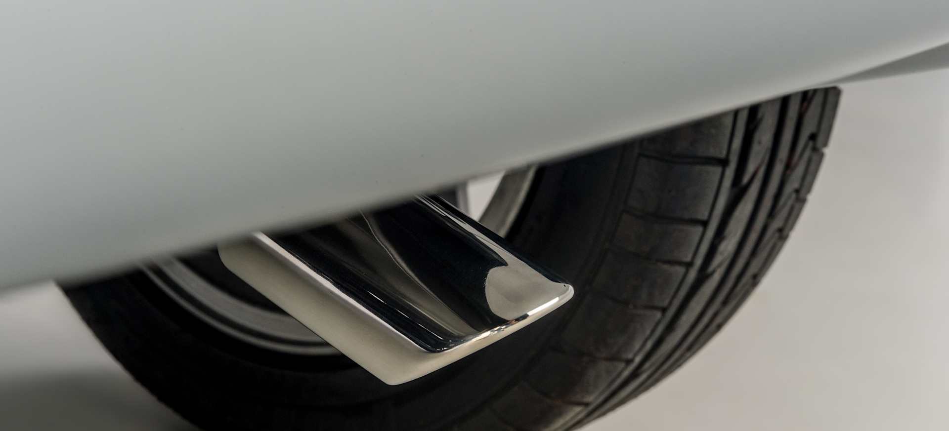 Get road ready with a free Vehicle Safety Check.
