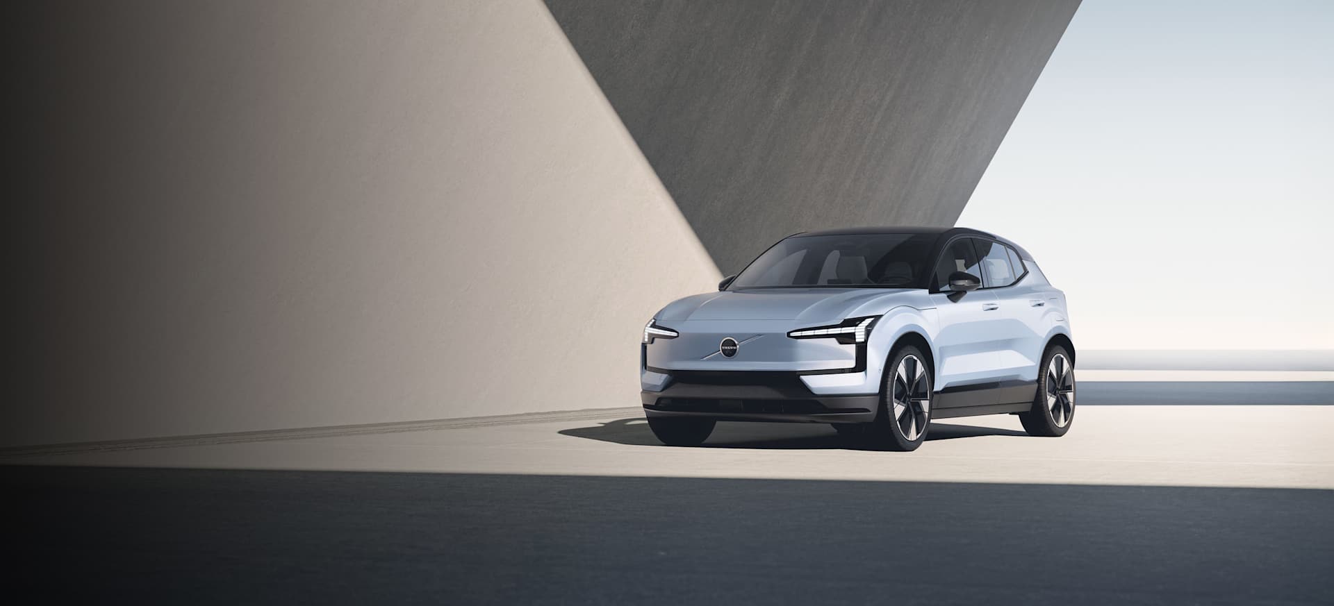 Fully electric Volvo EX30
