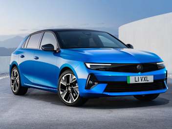 None VAUXHALL ASTRA 1.6 PLUG IN HYBRID 195 GS 5DR E DCT7 2,799 PETROL PARALLEL... photo