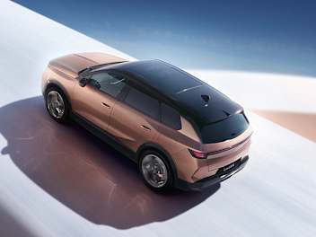 None vauxhall grandland 157kw design 73kwh 5dr auto £2,499 electric automatic price: £0... photo