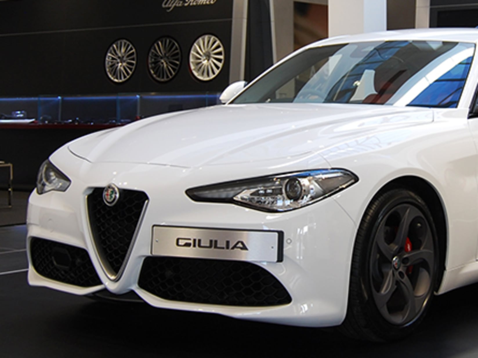 Contact Thames Alfa Romeo In Slough Thames Alfa Romeo
