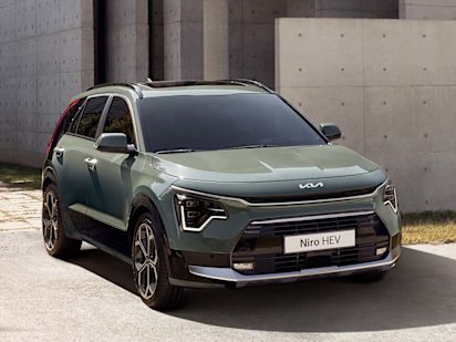 Kia niro self online charging hybrid motability