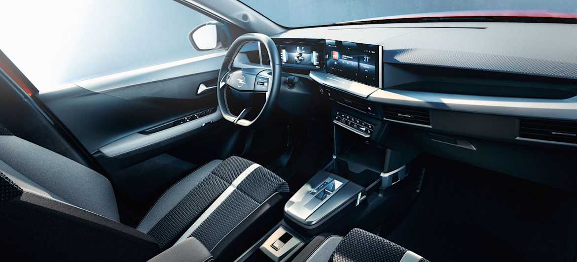 Opel Frontera 2024 : intérieur de l'habitacle
